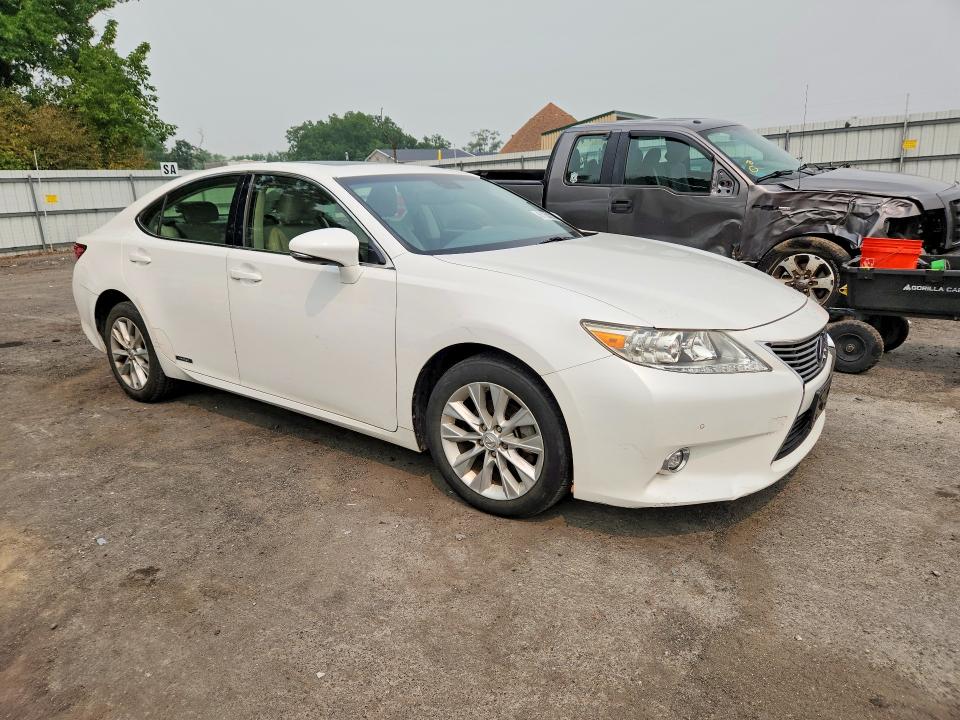 Photo 4 from auction – 2015 LEXUS ES with VIN JTHBW1GG5F2080763