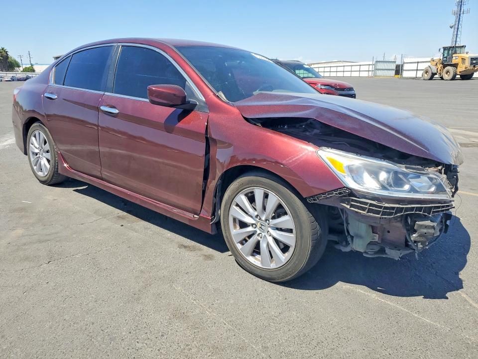 Photo 4 from auction – 2017 HONDA ACCORD with VIN 1HGCR2F10HA087582