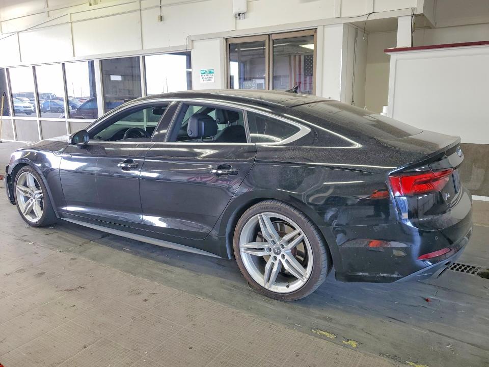 Zdjęcie 2 z aukcji – 2018 AUDI A5 z VIN WAUENCF52JA125487