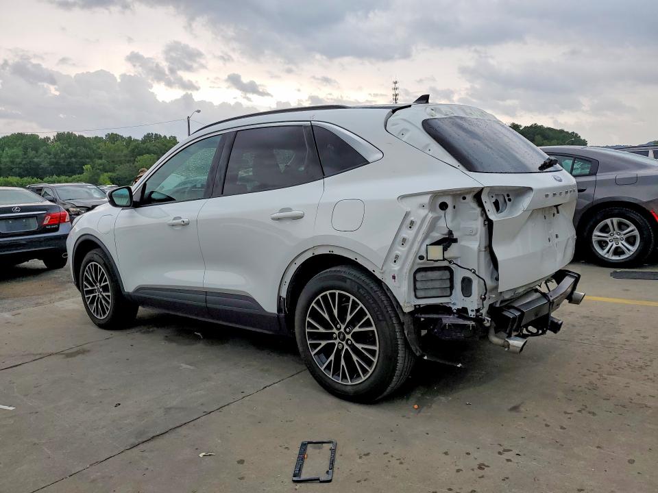 Photo 2 from auction – 2023 FORD ESCAPE with VIN 1FMCU0E11PUA24812