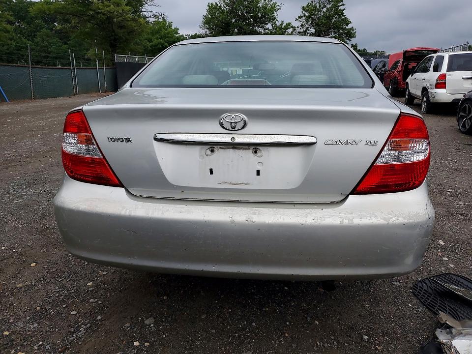 Photo 6 from auction – 2002 TOYOTA CAMRY with VIN 4T1BE32K12U058040