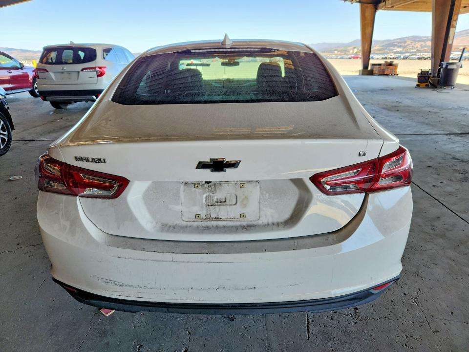 Photo 6 from auction – 2022 CHEVROLET MALIBU with VIN 1G1ZD5ST0NF167617