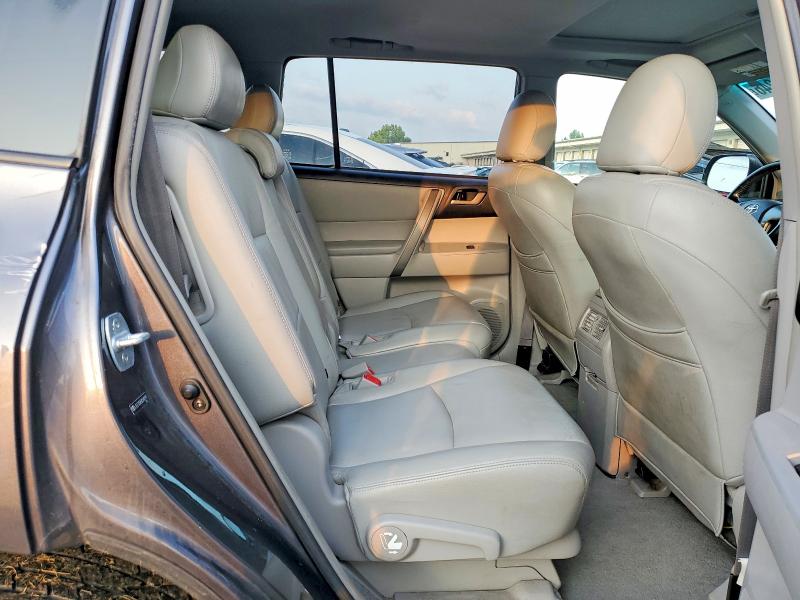Photo 11 from auction – 2008 TOYOTA HIGHLANDER with VIN JTEES43A582041991