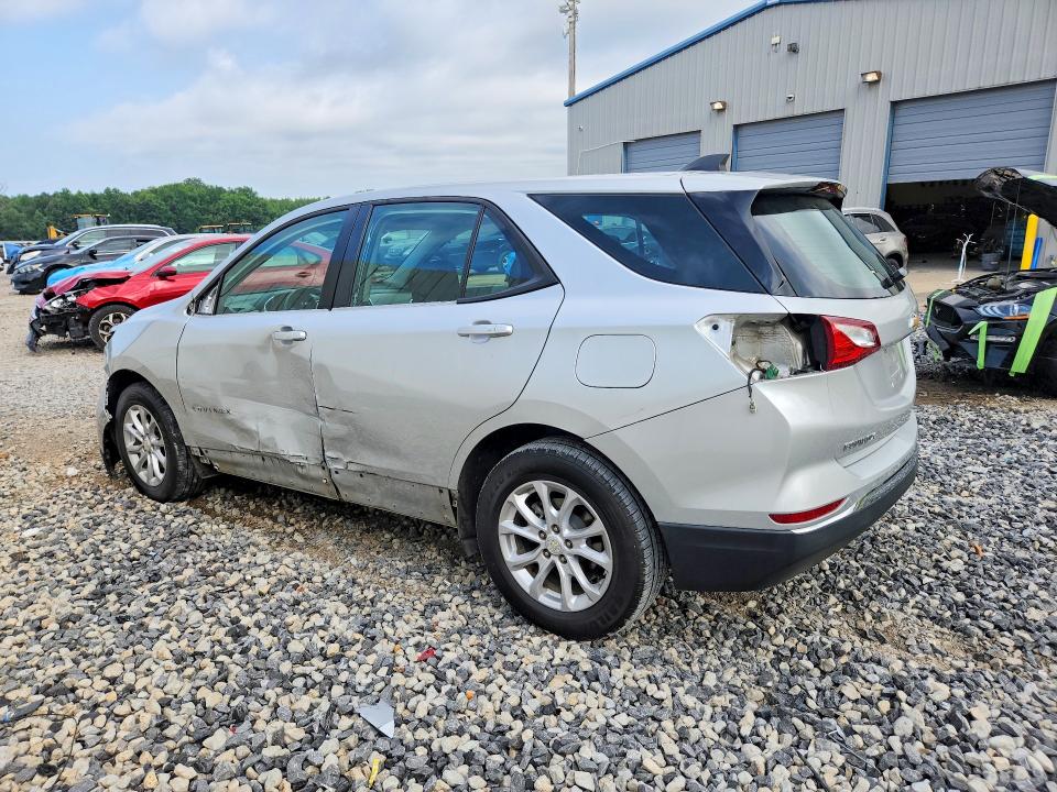 Photo 2 from auction – 2018 CHEVROLET EQUINOX with VIN 3GNAXHEV5JS582892
