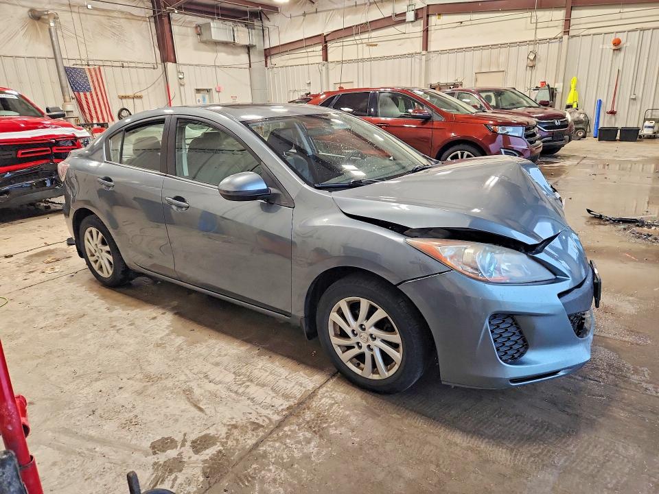 Photo 4 from auction – 2012 MAZDA 3 with VIN JM1BL1W72C1647525