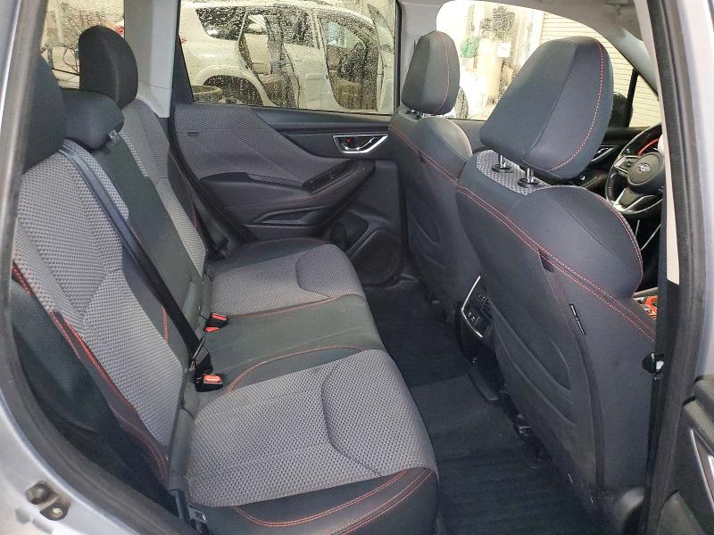 Photo 11 from auction – 2019 SUBARU FORESTER with VIN JF2SKAJC0KH430425