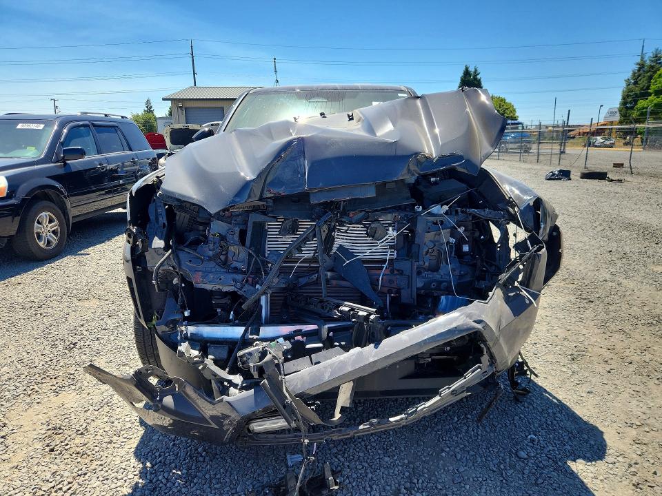 Photo 5 from auction – 2024 TOYOTA TACOMA with VIN 3TMLB5JN1RM017124