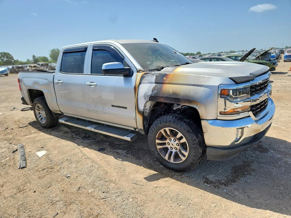 Photo 4 from auction – 2018 CHEVROLET SILVERADO with VIN 3GCPCREC6JG623777