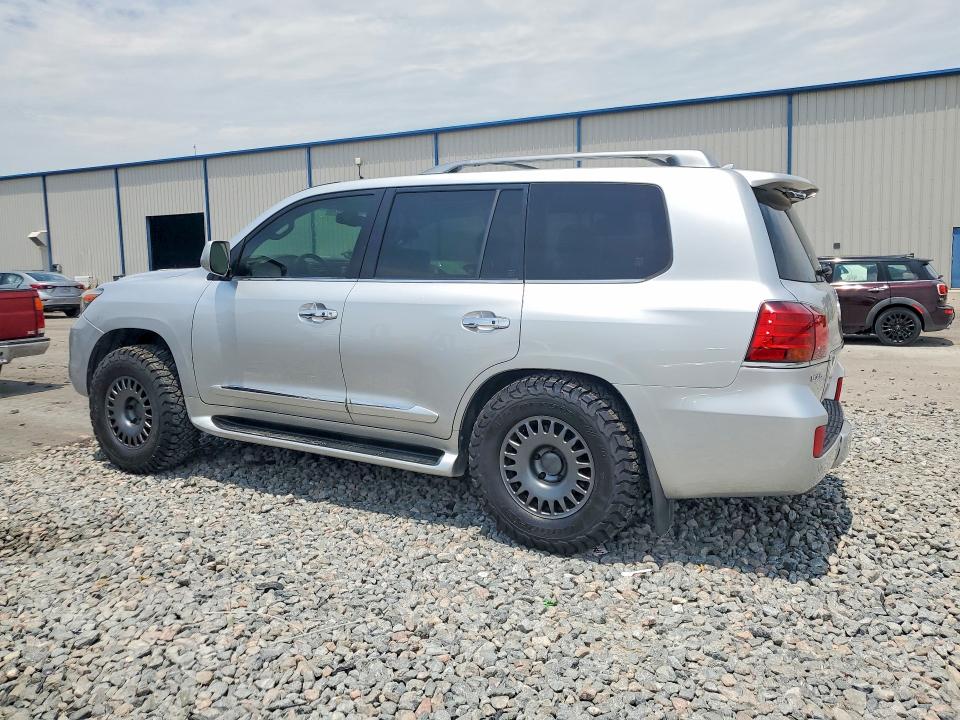 Photo 2 from auction – 2008 LEXUS LX with VIN JTJHY00W384012628