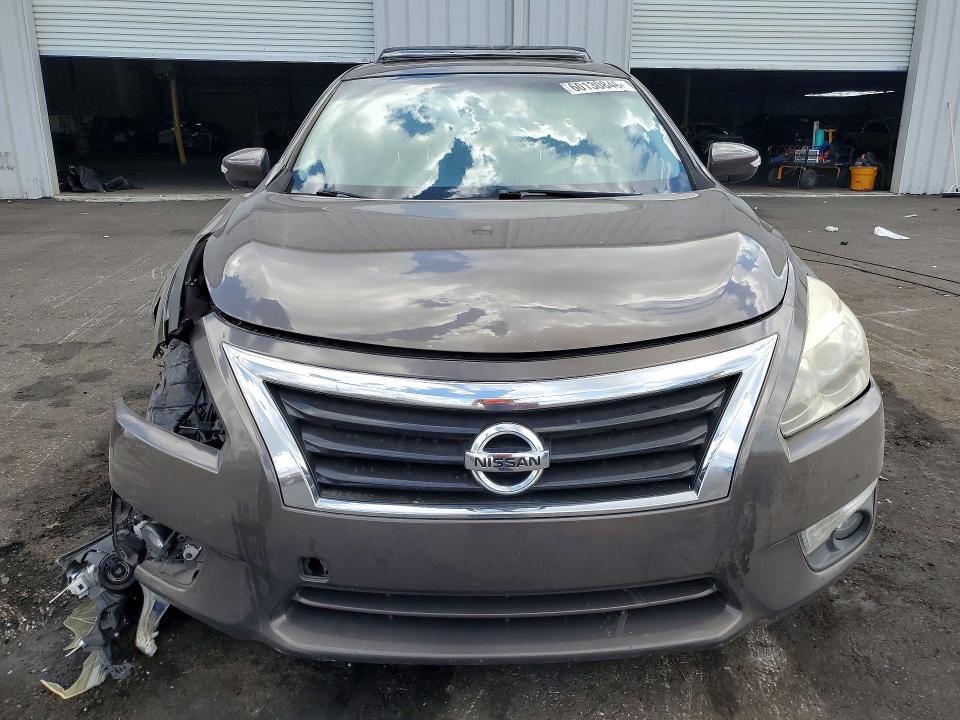 Photo 5 from auction – 2015 NISSAN ALTIMA with VIN 1N4AL3AP6FC190666