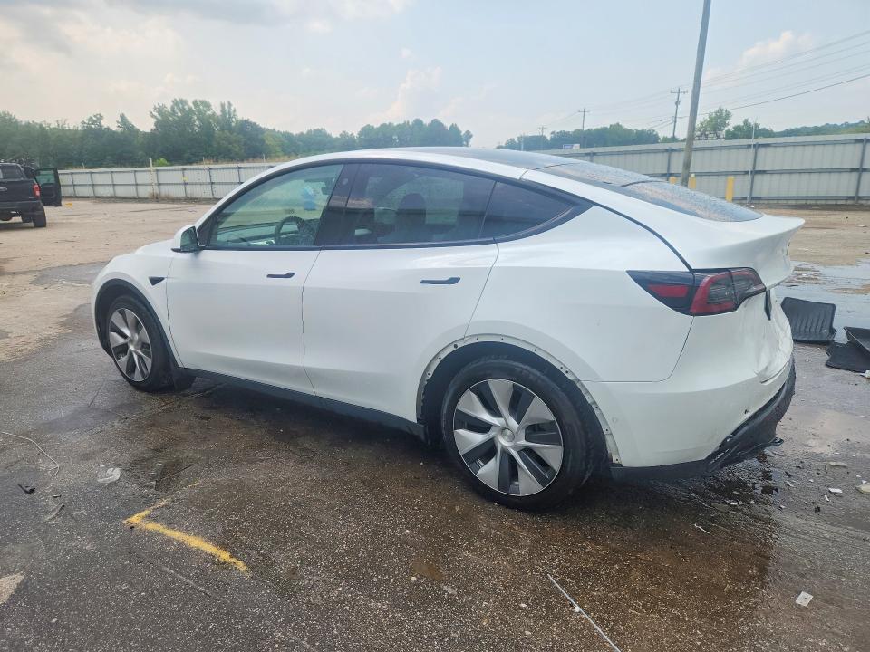 Photo 2 from auction – 2022 TESLA MODEL Y with VIN 7SAYGDEE5NF322185