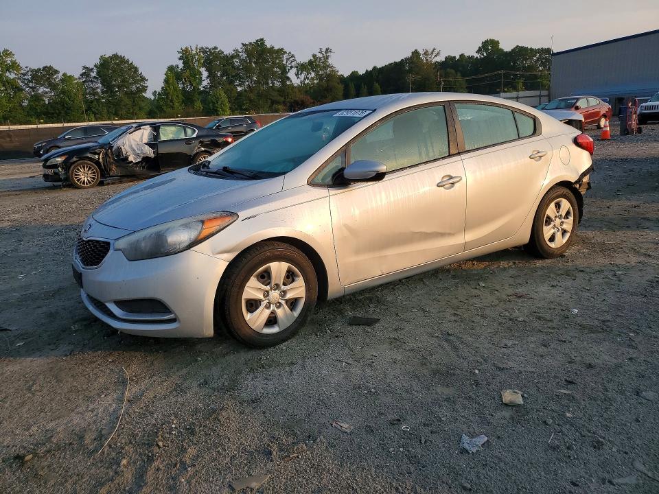 KIA FORTE 2016 with VIN KNAFK4A69G5619110 - Photo from auction