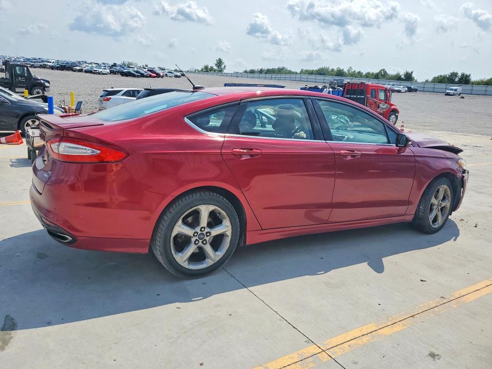 Photo 3 from auction – 2016 FORD FUSION with VIN 3FA6P0T94GR298858