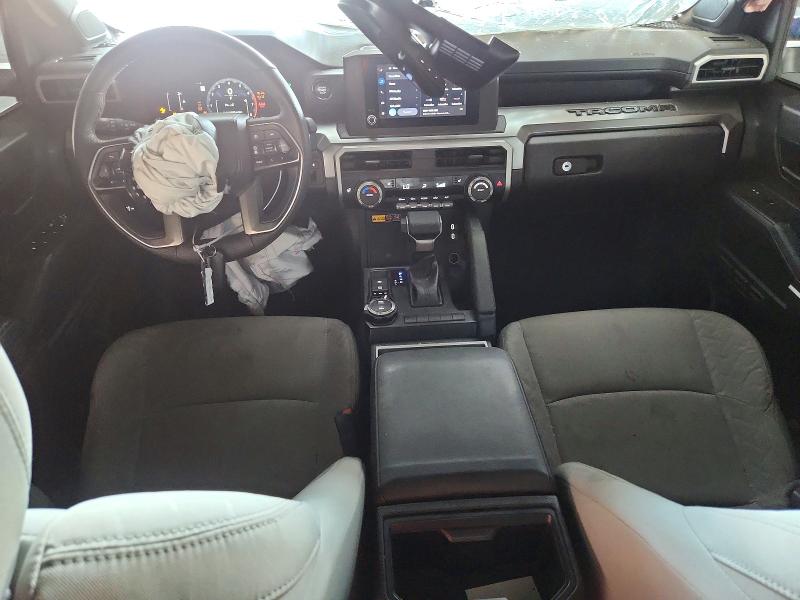 Photo 8 from auction – 2025 TOYOTA TACOMA with VIN 3TMLB5JN7SM110333