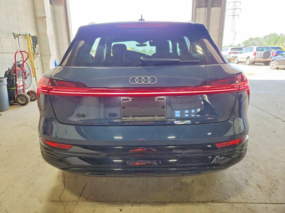 Photo 6 from auction – 2024 AUDI Q8 E-TRON with VIN WA15AAGE9RB014338