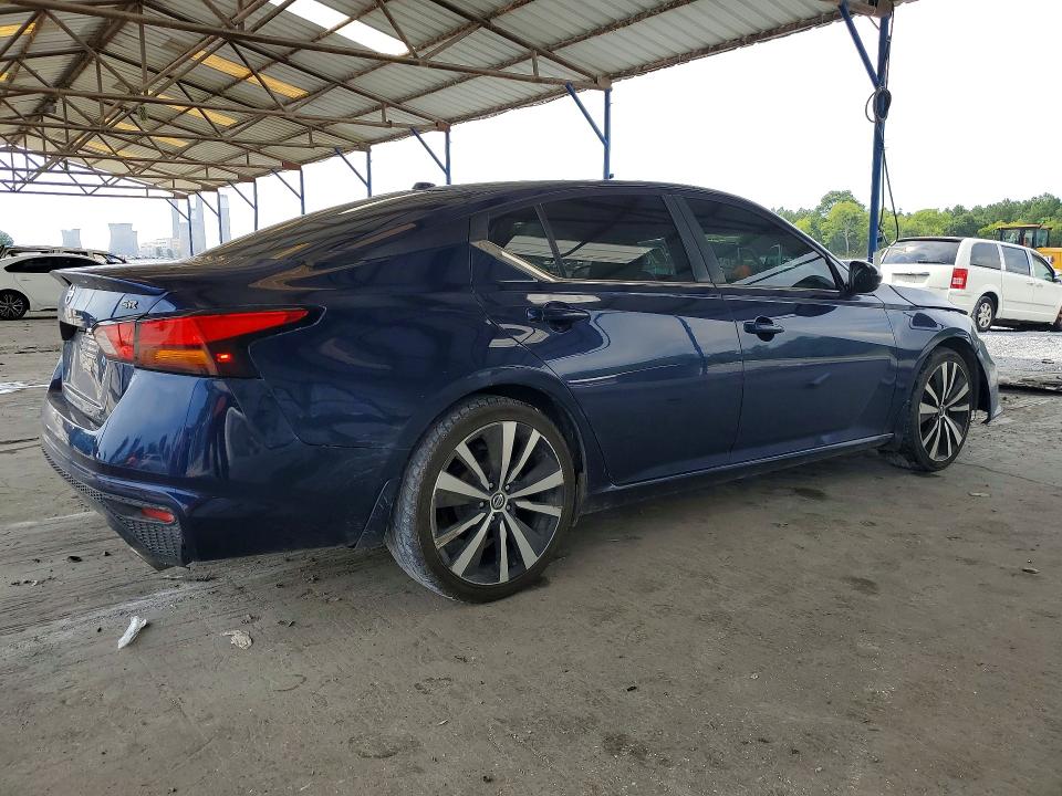 Photo 3 from auction – 2020 NISSAN ALTIMA with VIN 1N4BL4CV4LN317372