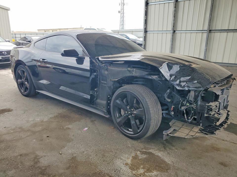 Photo 4 from auction – 2021 FORD MUSTANG with VIN 1FA6P8CF4M5137915