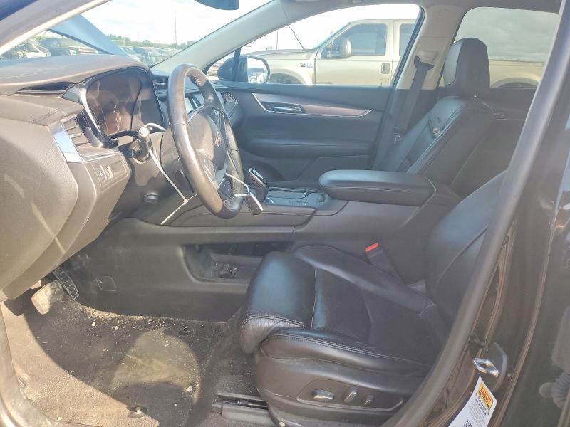 Photo 7 from auction – 2017 CADILLAC XT5 with VIN 1GYKNDRSXHZ149670
