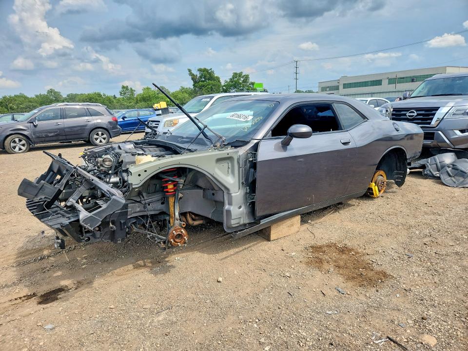 DODGE CHALLENGER 2015 with VIN 2C3CDZDJ8FH850458 - Photo from auction