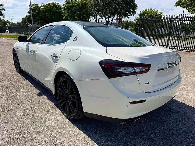 Photo 2 from auction – 2014 MASERATI GHIBLI with VIN ZAM57RTA9E1086058