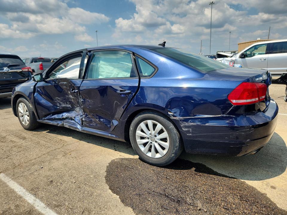 Photo 2 from auction – 2014 VOLKSWAGEN PASSAT with VIN 1VWAT7A30EC077161