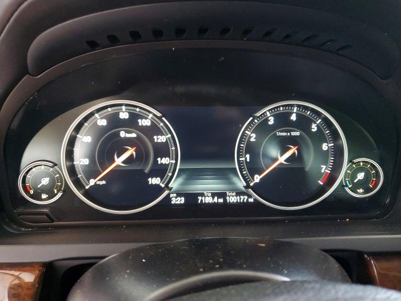 Photo 9 from auction – 2014 BMW 750 with VIN WBAYF8C56ED653355