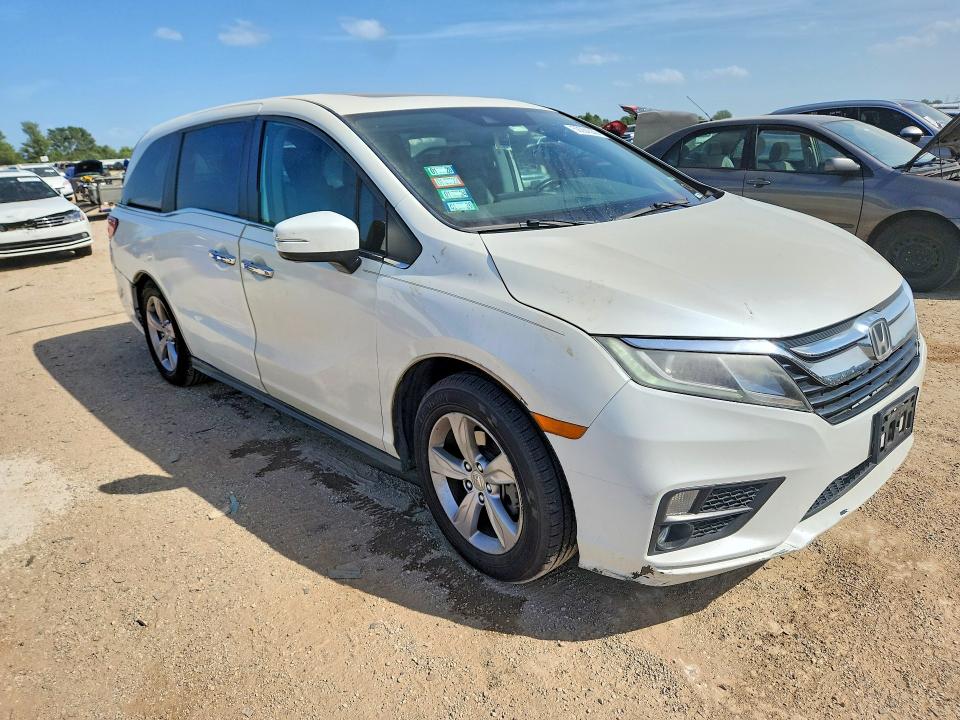 Photo 4 from auction – 2018 HONDA ODYSSEY with VIN 5FNRL6H7XJB007396
