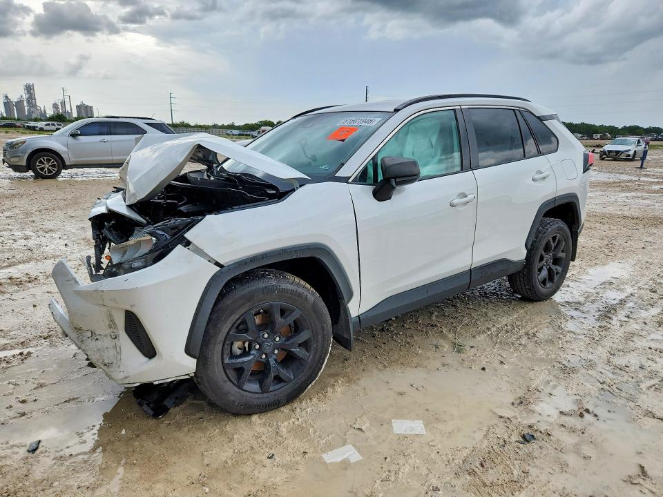 TOYOTA RAV4 2021 with VIN 2T3H1RFV2MC117251 - Photo from auction
