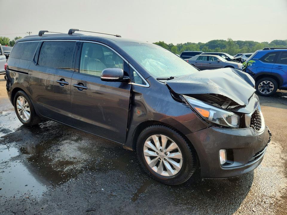 Photo 4 from auction – 2016 KIA SEDONA with VIN KNDMC5C11G6140611