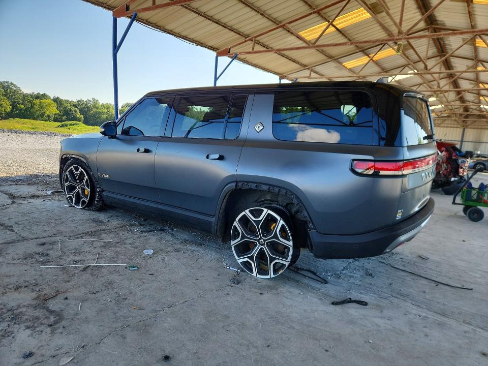 Photo 2 from auction – 2023 RIVIAN R1S with VIN 7PDSGABA2PN016190
