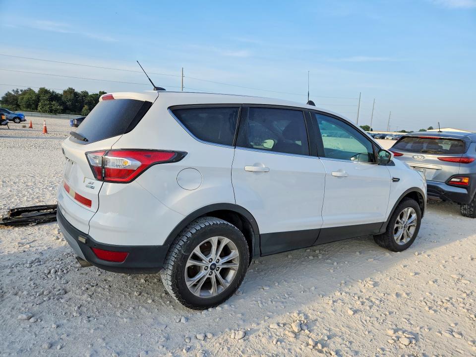Zdjęcie 3 z aukcji – 2017 FORD ESCAPE z VIN 1FMCU9GD4HUA39530