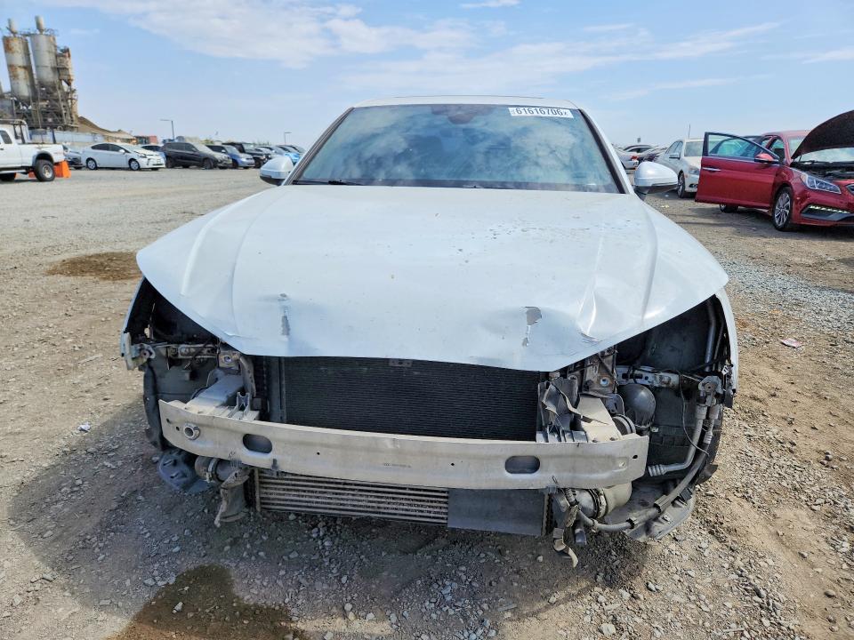 Photo 5 from auction – 2017 AUDI A4 with VIN WAUENAF48HN017129