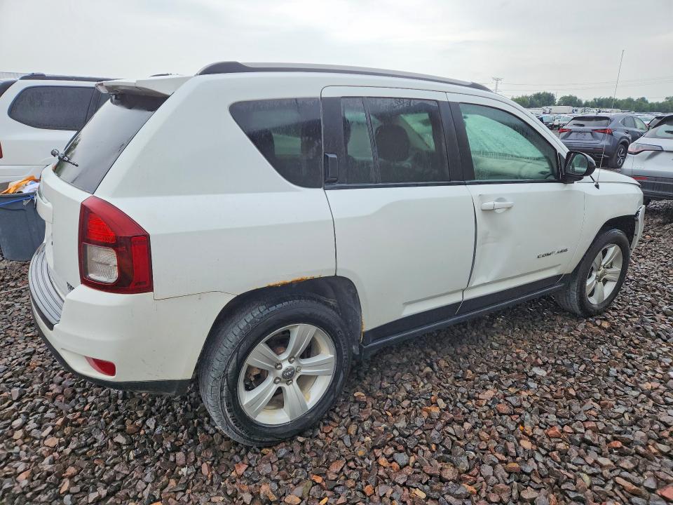 Photo 3 from auction – 2015 JEEP COMPASS with VIN 1C4NJDBB9FD395743