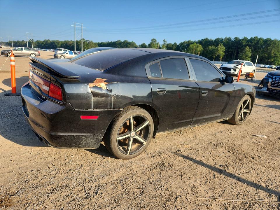 Photo 3 from auction – 2014 DODGE CHARGER with VIN 2C3CDXHG0EH319398