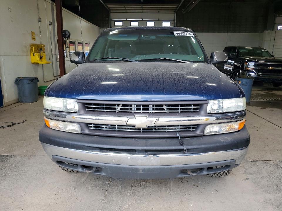 Photo 5 from auction – 2000 CHEVROLET SILVERADO with VIN 1GCEK19T0YZ193101