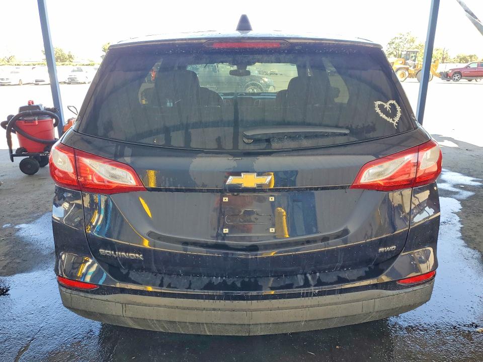 Photo 6 from auction – 2020 CHEVROLET EQUINOX with VIN 3GNAXSEV5LS585436