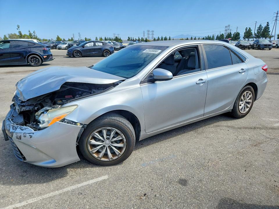 TOYOTA CAMRY 2015 with VIN 4T4BF1FK1FR464455 - Photo from auction