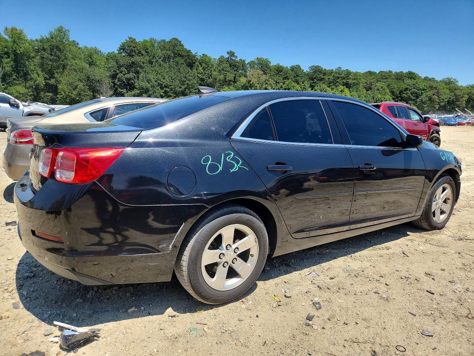 Photo 3 from auction – 2015 CHEVROLET MALIBU with VIN 1G11A5SL0FF336896