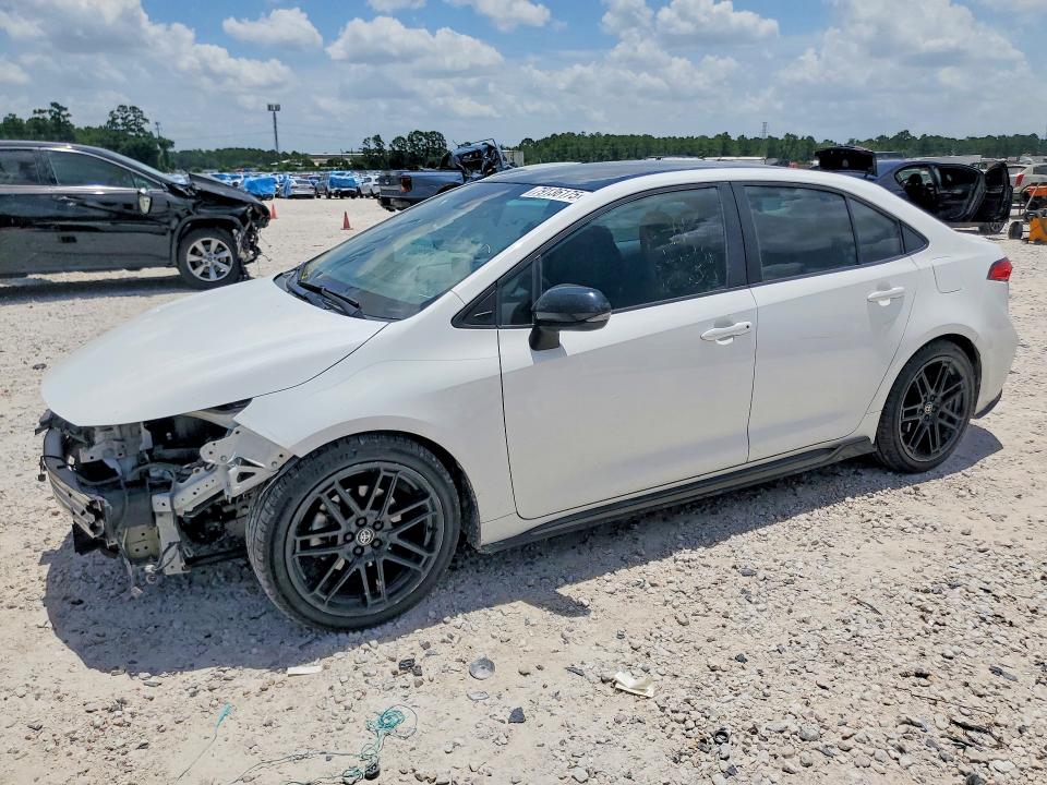 TOYOTA COROLLA 2021 with VIN 5YFS4MCE9MP093835 - Photo from auction
