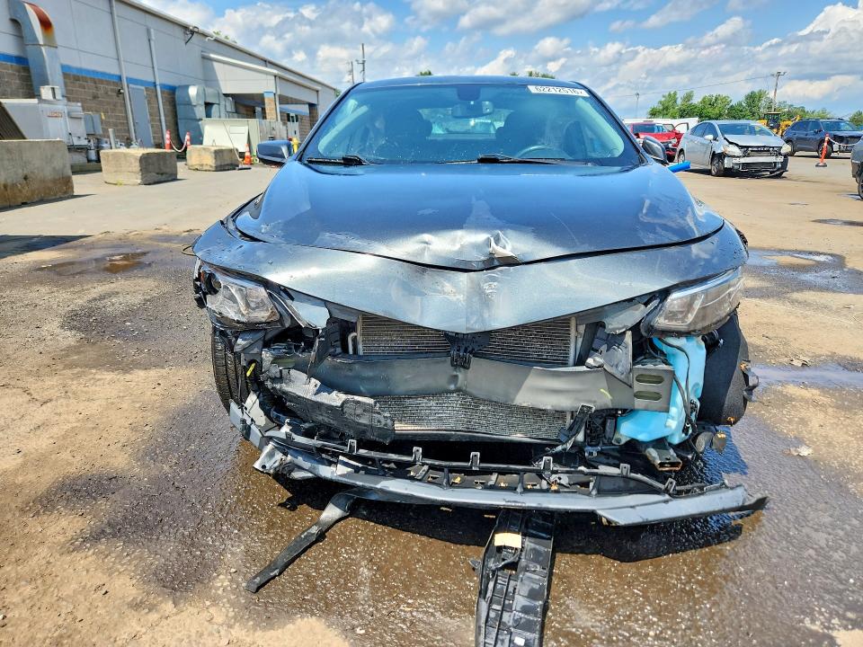 Photo 5 from auction – 2016 CHEVROLET MALIBU with VIN 1G1ZE5ST7GF261641