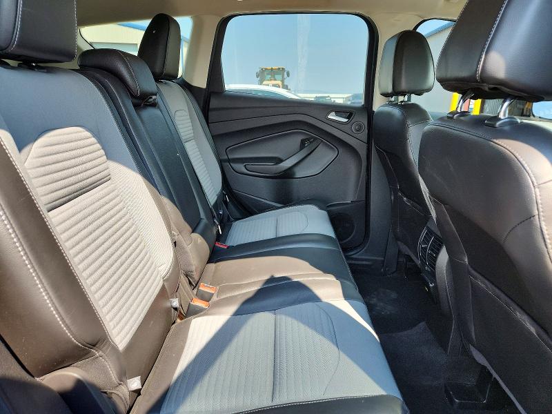 Foto 10 de la subasta – 2017 FORD ESCAPE con VIN 1FMCU9J92HUD96970