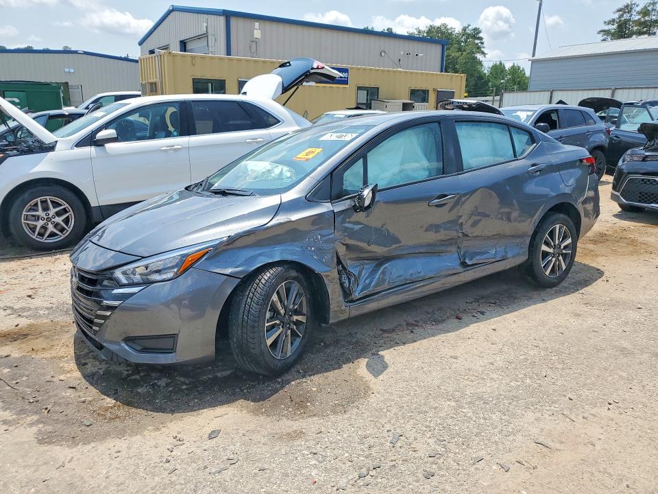 NISSAN VERSA 2025 with VIN 3N1CN8EVXSL825490 - Photo from auction