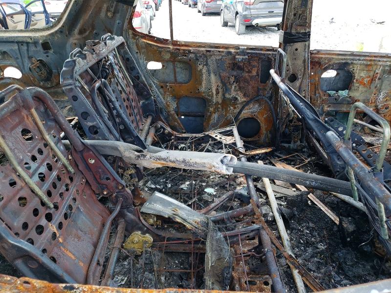 Photo 11 from auction – 2005 TOYOTA SEQUOIA with VIN 5TDBT44A05S239157