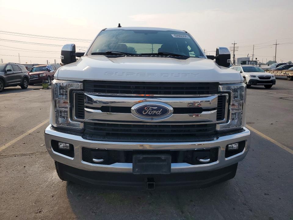 Photo 5 from auction – 2019 FORD F250 with VIN 1FT7W2B61KED52830