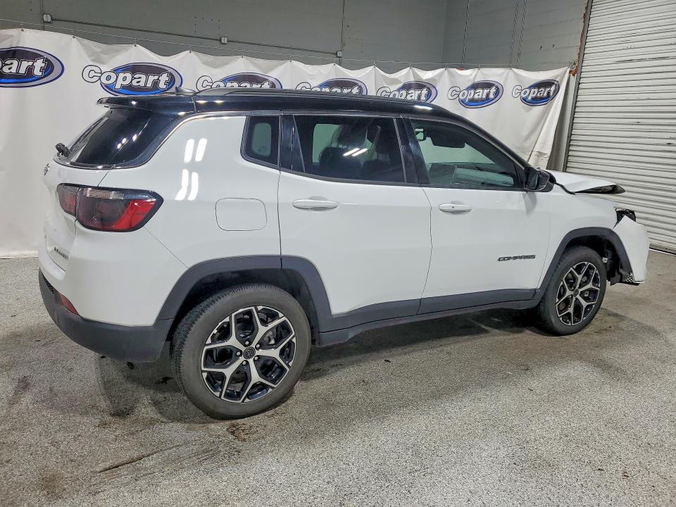 Photo 3 from auction – 2025 JEEP COMPASS with VIN 3C4NJDCNXST581532