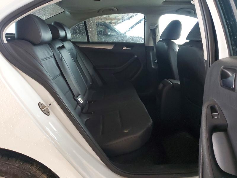 Photo 11 from auction – 2016 VOLKSWAGEN JETTA with VIN 3VWD67AJ5GM238205