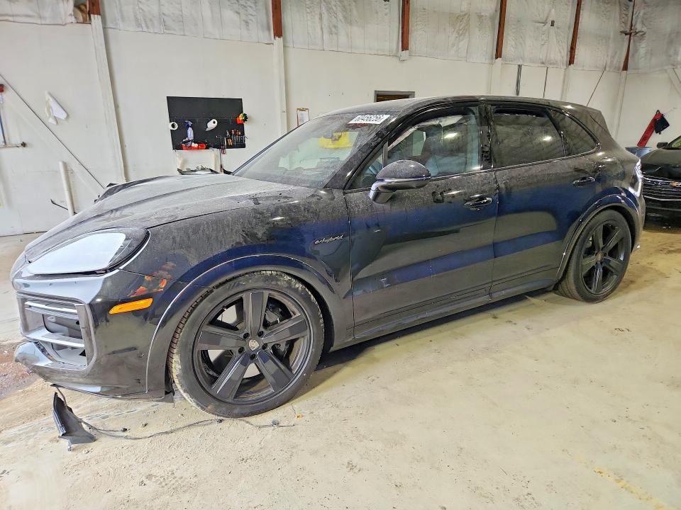 PORSCHE CAYENNE 2026 with VIN WP1AM2AY5TDA30082 - Photo from auction