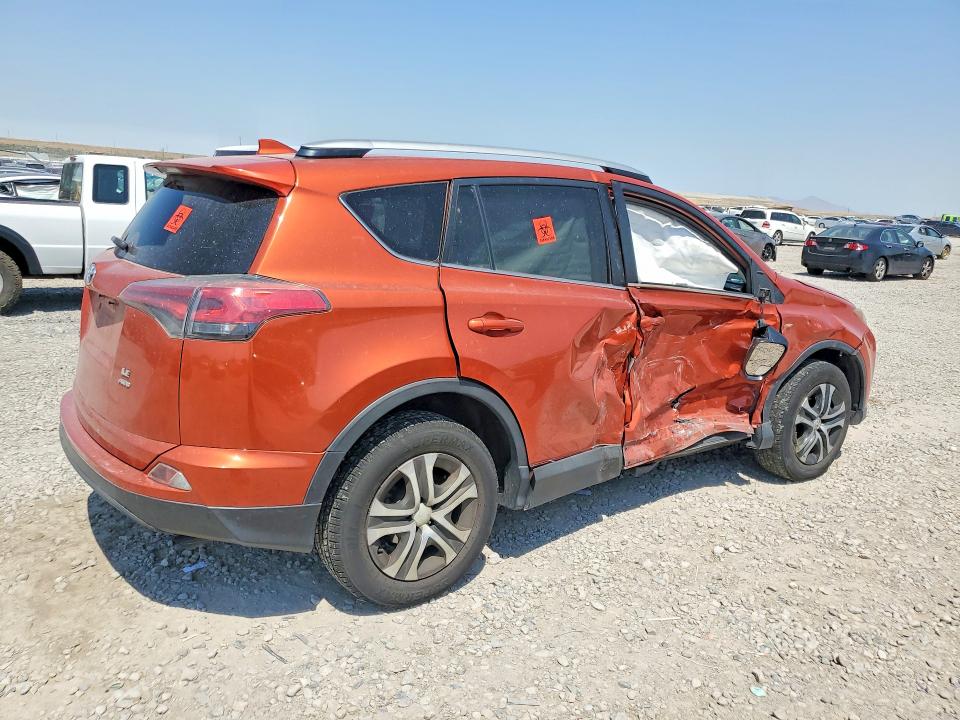 Photo 3 from auction – 2016 TOYOTA RAV4 with VIN 2T3BFREVXGW411170