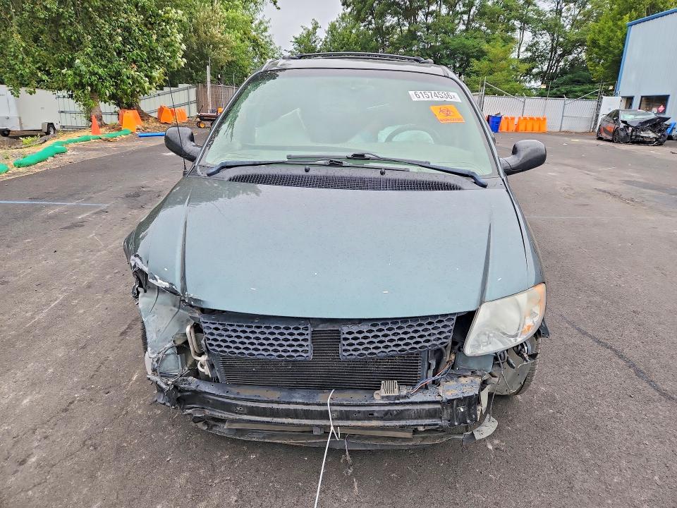 Foto 5 de la subasta – 2002 DODGE GRAND CARAVAN con VIN 2B4GP54L72R795355
