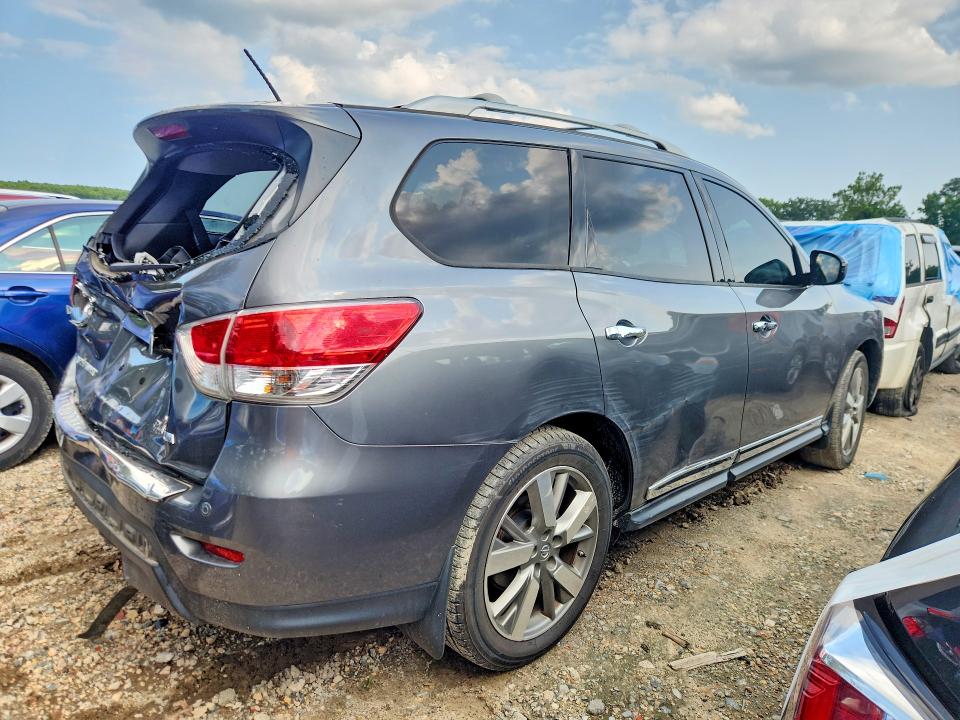 Photo 3 from auction – 2015 NISSAN PATHFINDER with VIN 5N1AR2MM2FC637588